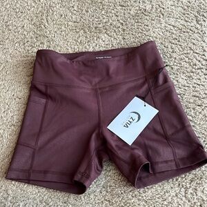 Zyia Fig Vibration Light n Tight Pocket Hustle Shorts XS NWT